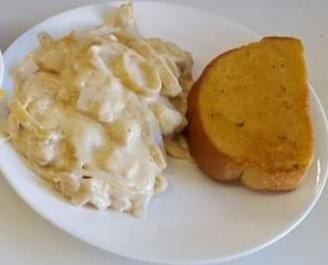 KIDS FETTUCCINE ALFREDO.