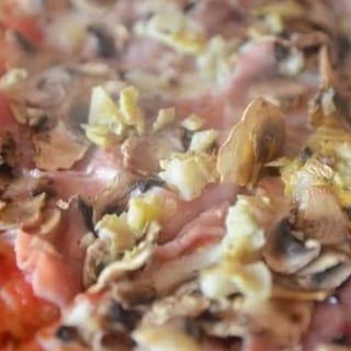 14" ARTICHOKE/HAM/MUSHROOM PIZZA