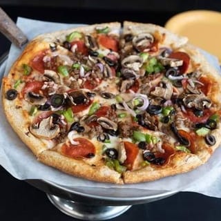 14" PICCOLA SPECIAL PIZZA