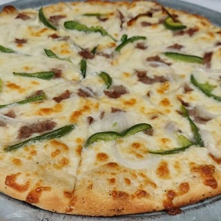 18" PHILLY CHEESE STEAK PIZZA