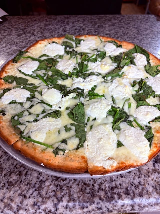 14" GF RICOTTA/SPINACH WHITE CAULIFLOWER