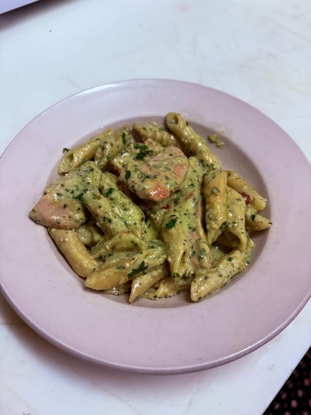 CREAMY PESTO CHICKEN