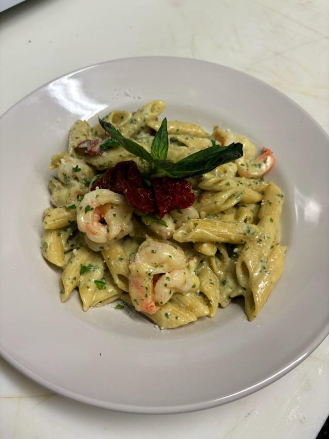CREAMY PESTO SHRIMP