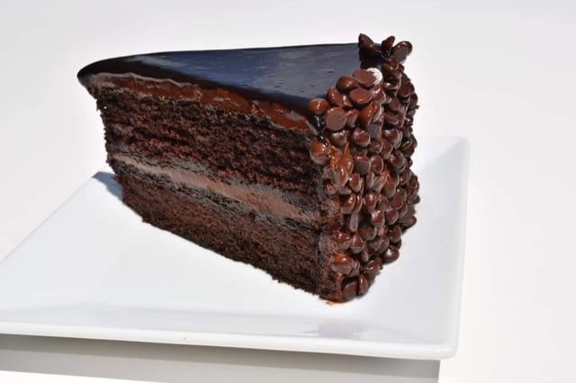 CHOCOLATE CAKE