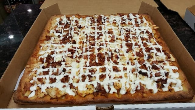 16" SICILIAN CHICKEN BACON RANCH PIZZA